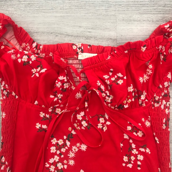 Laura’s Boutique Red Floral Summer Dress - Picture 4 of 4